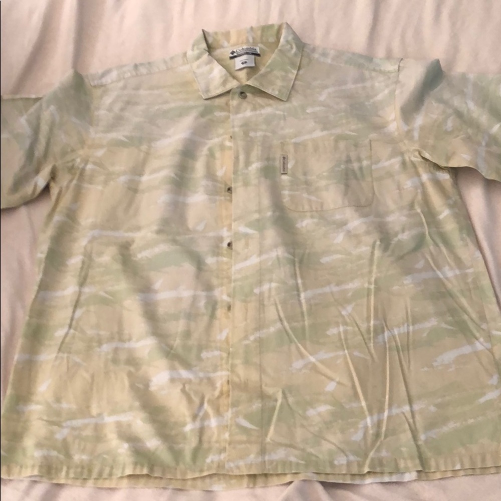 Columbia S/S Button Down